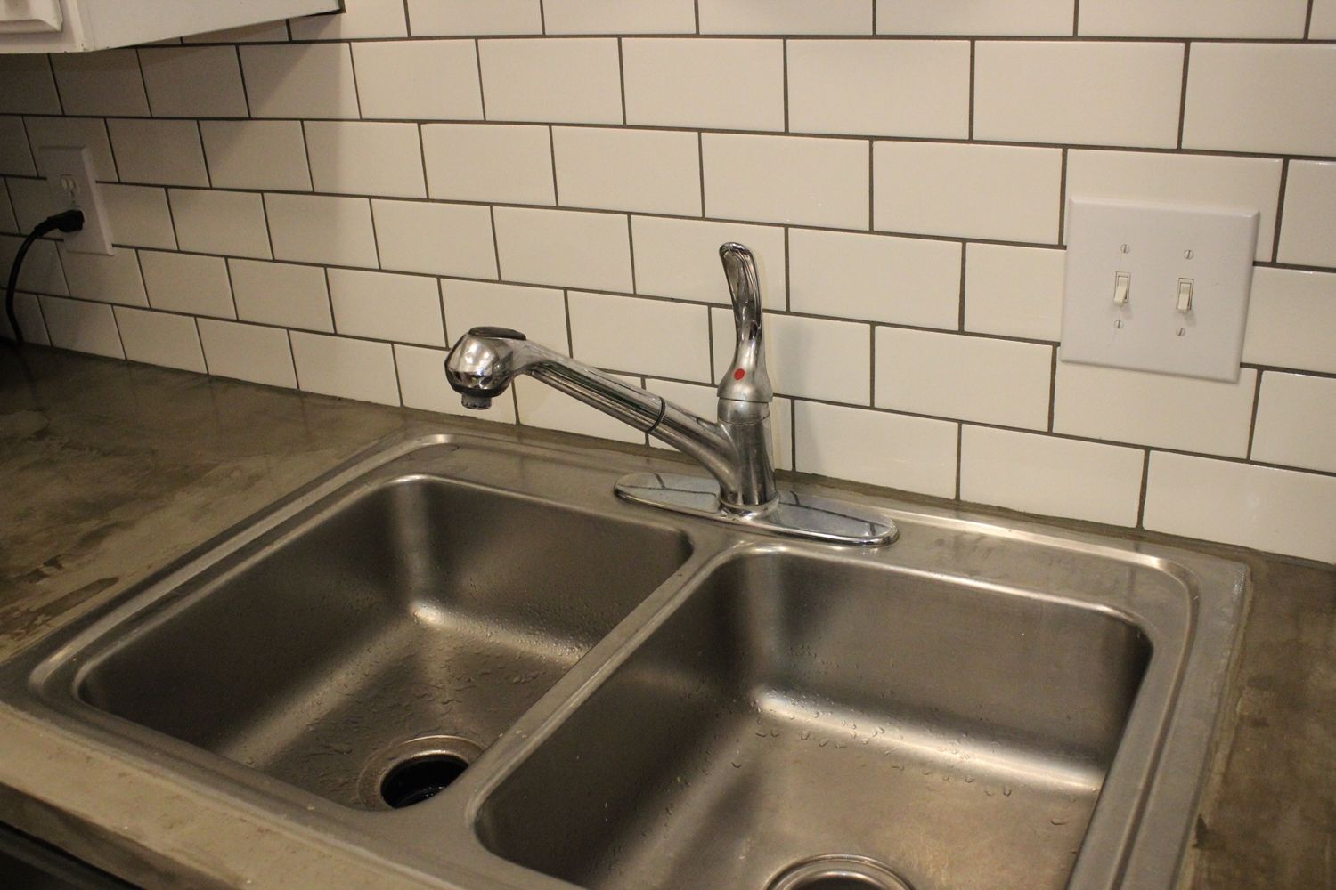 Clean also the stainless sink