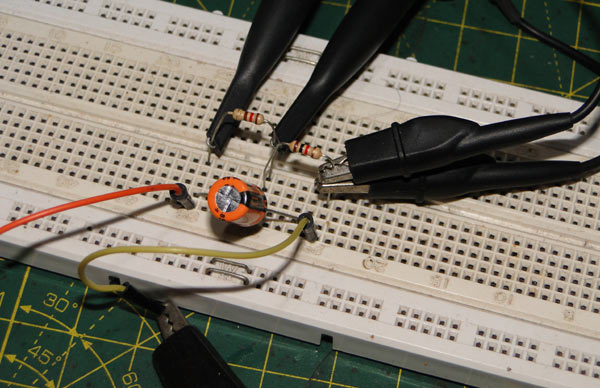 Circuit Hardware for Measure Current with an Oscilloscope