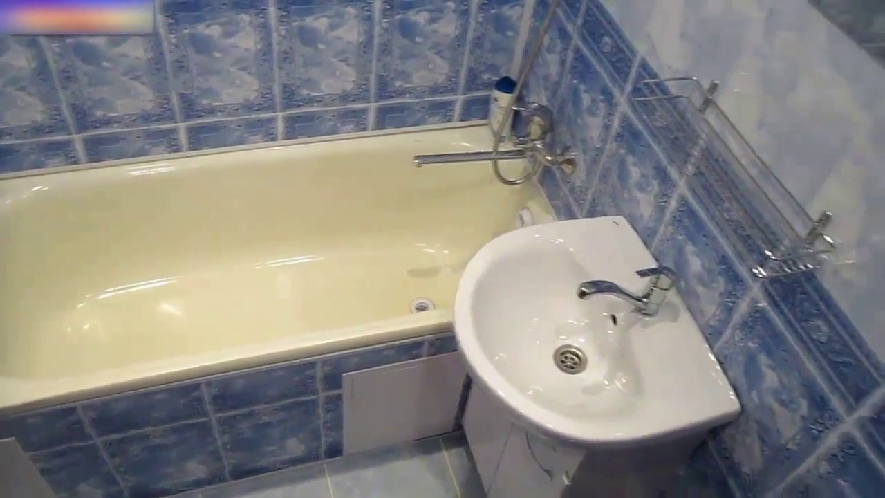 Ремонт недорого пвх. Ванна обшитая панелями. Ванная комната после ремонта. Ванная комната из пластиковых панелей. Ванная обделанная панелями ПВХ.
