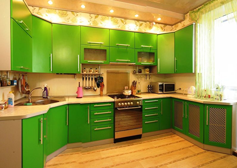 Сочетание цветов в интерьере кухни - зеленый с бежевым