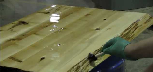 Покрытие дерева раствором силикатов натрия